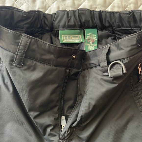 Size 10 LL Bean Unisex Black Ski and Snow Pants - Picture 4 of 4